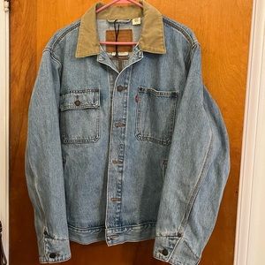 Mens Levi’s Light-wash denim jacket